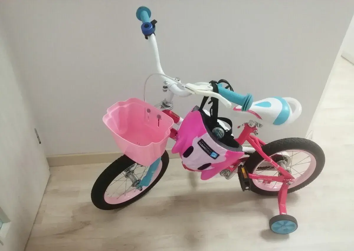 CYCMOTO bicykel