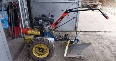 Vari malotraktor
