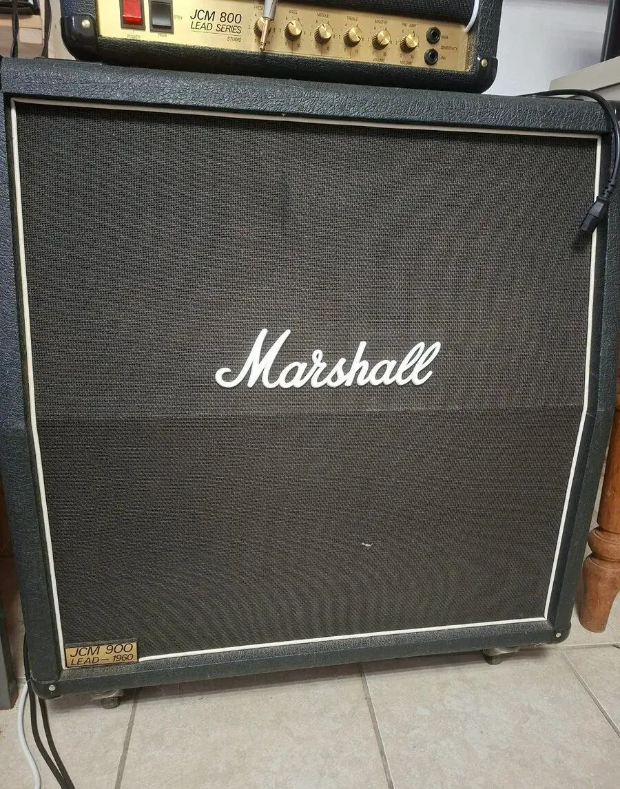 Gitarová reprobedňa Marshall