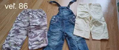Balík oblečenia pre dievčatko