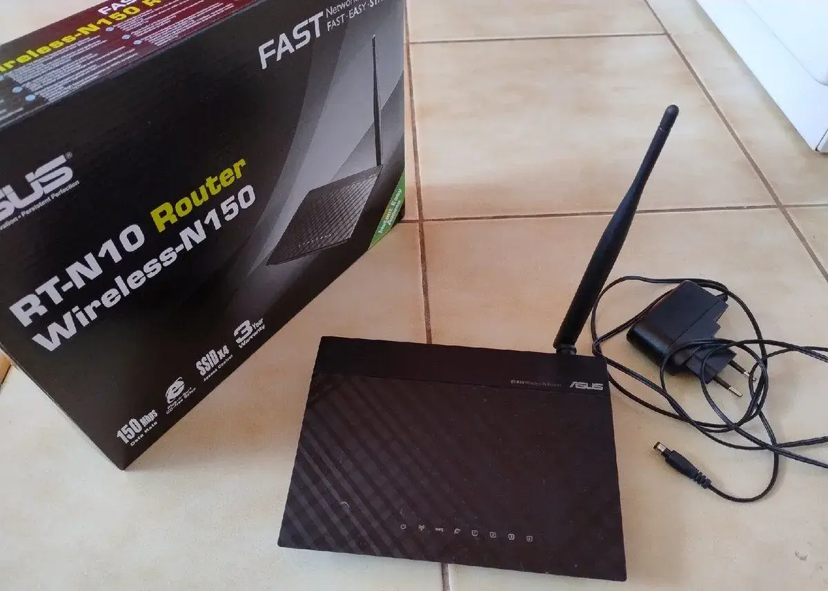 Asus wifi router RT-N10 ver. D1