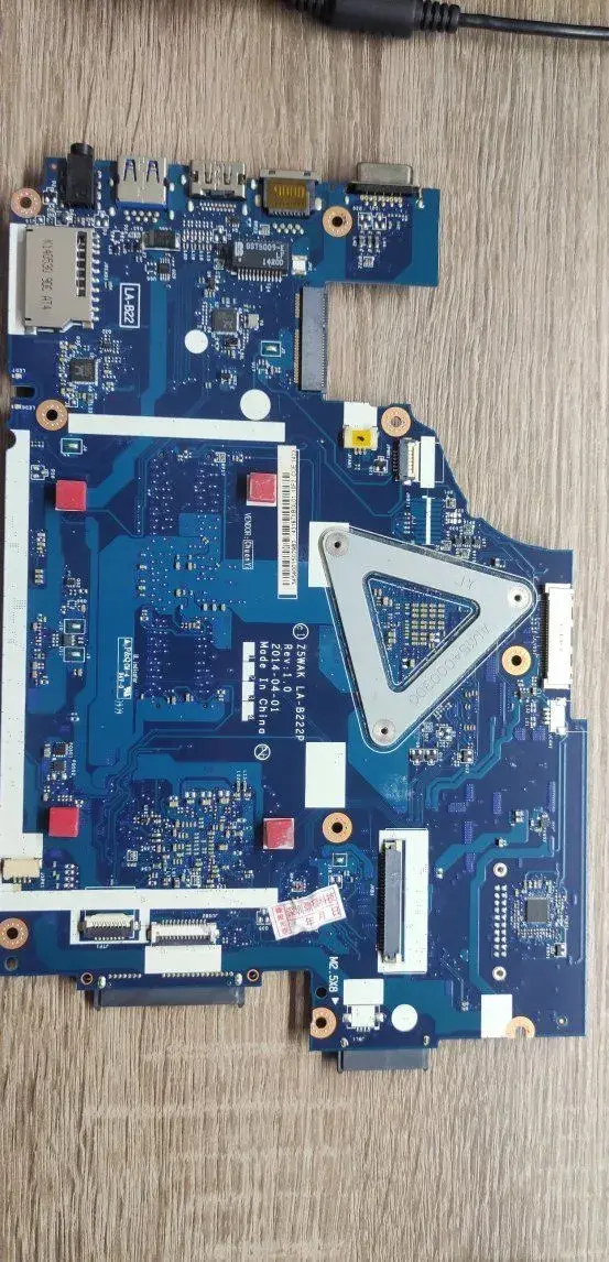 Nová základná doska pre Acer E5 551 A8-7100M