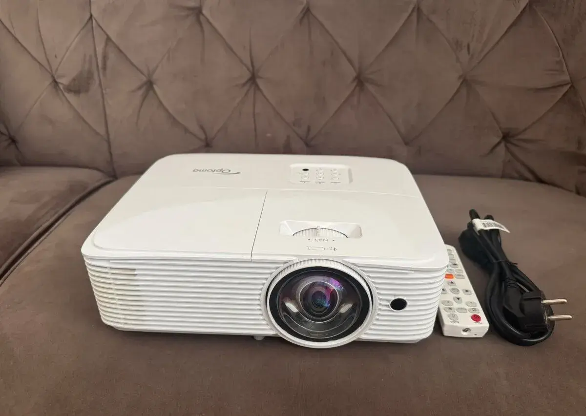 Projektor Optoma HD29HST