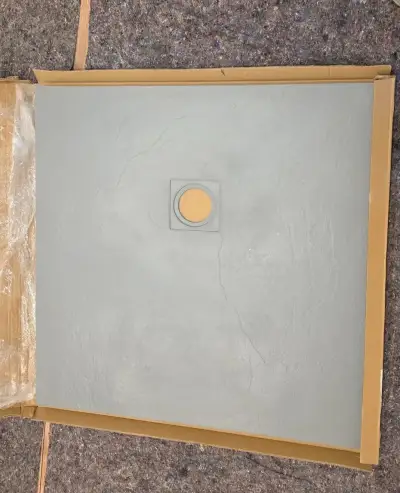 kompozitná štvorcová sprchová vanička 90 x 90