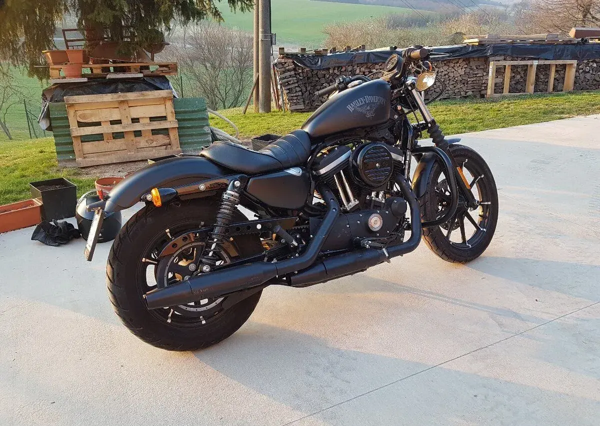 Harley Davidson Iron 883 2016