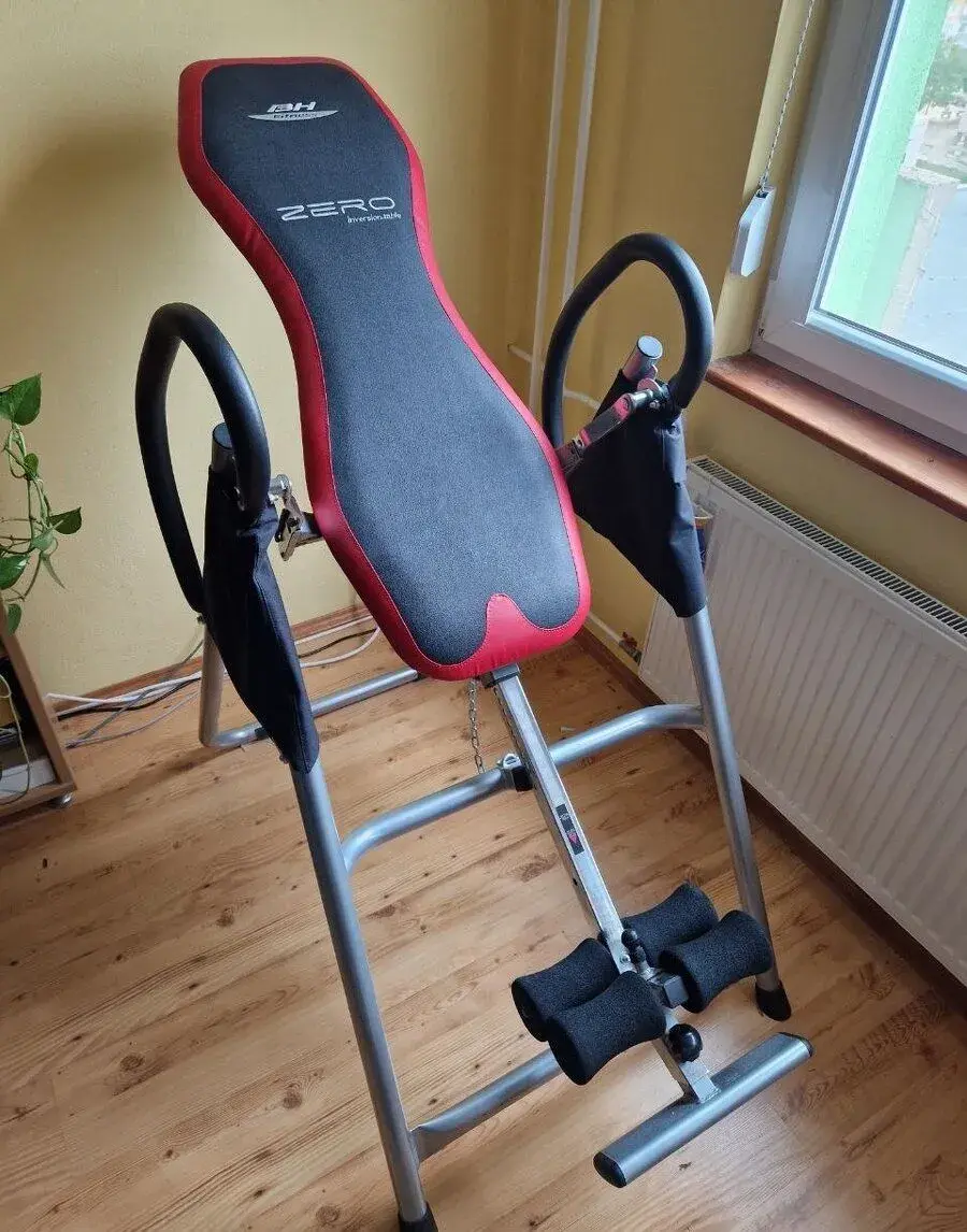 Autotrakčné lehátko BH FITNESS Zero