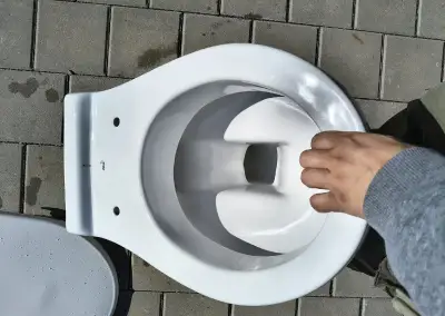 Závesné wc alcaplast