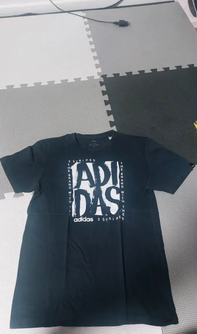 tričko Adidas čierne (M)