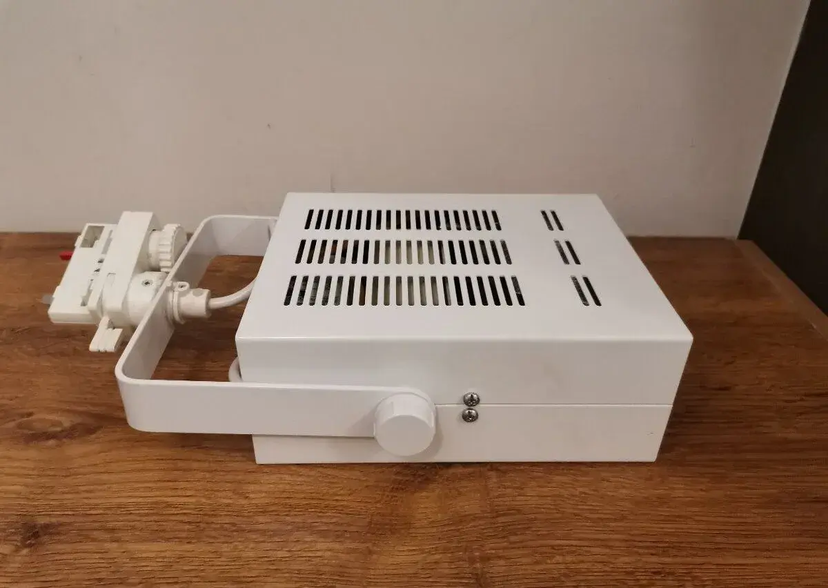 HALOGÉNOVÉ SVIETIDLO LTS 150 W / NOVÉ/