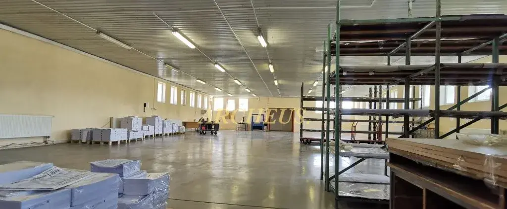 PRENÁJOM SKLADOVÉ PRIESTORY 678 m2, MILHOSTOV - TREBIŠOV