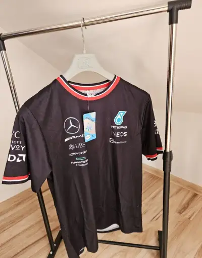 Tričko Mercedes AMG PETRONAS F1 Čierné