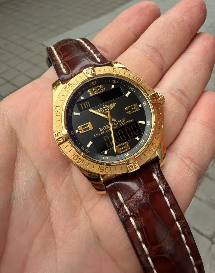 Breitling Aerospace Avantage Gold 18k