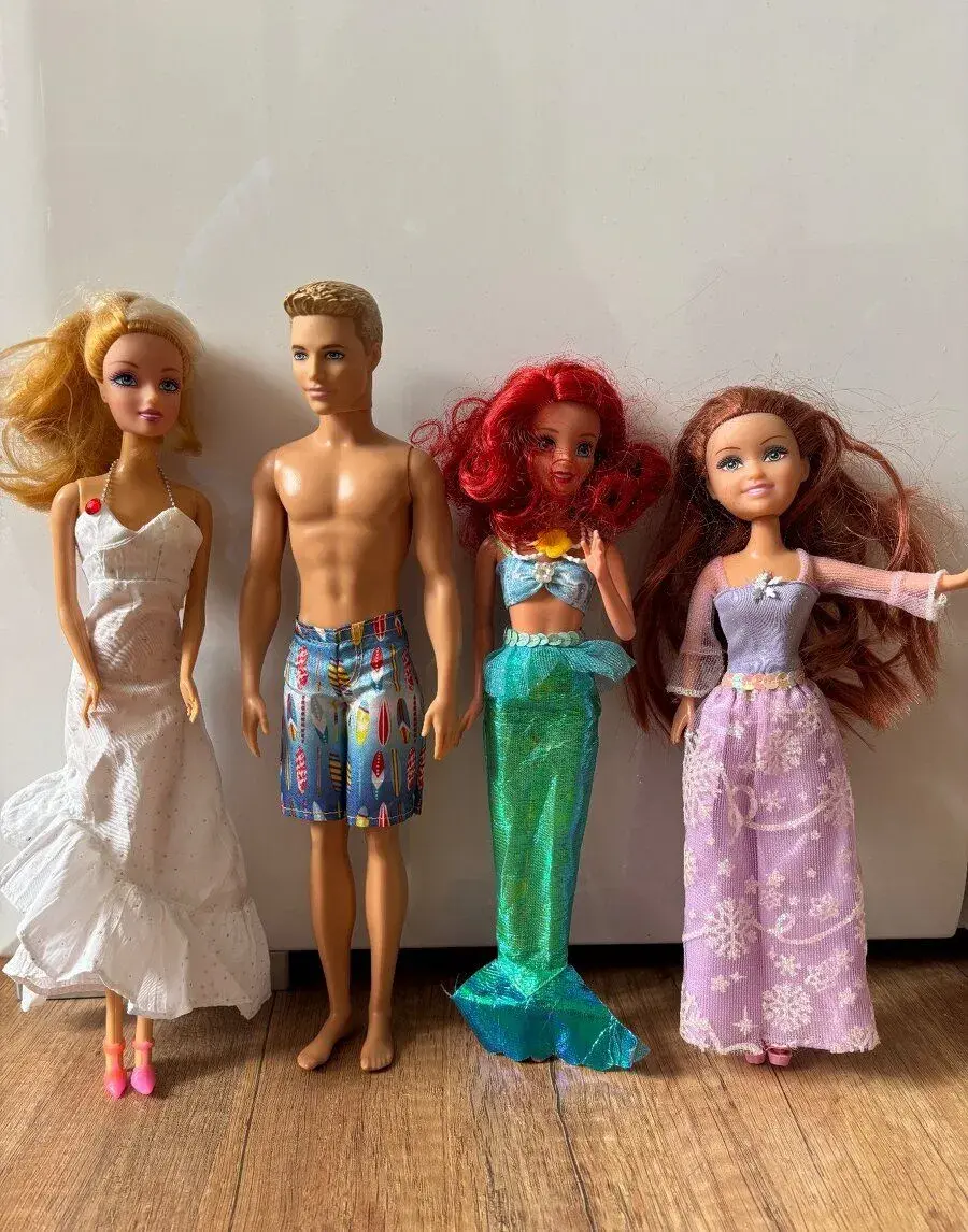Barbie bábiky a Ken