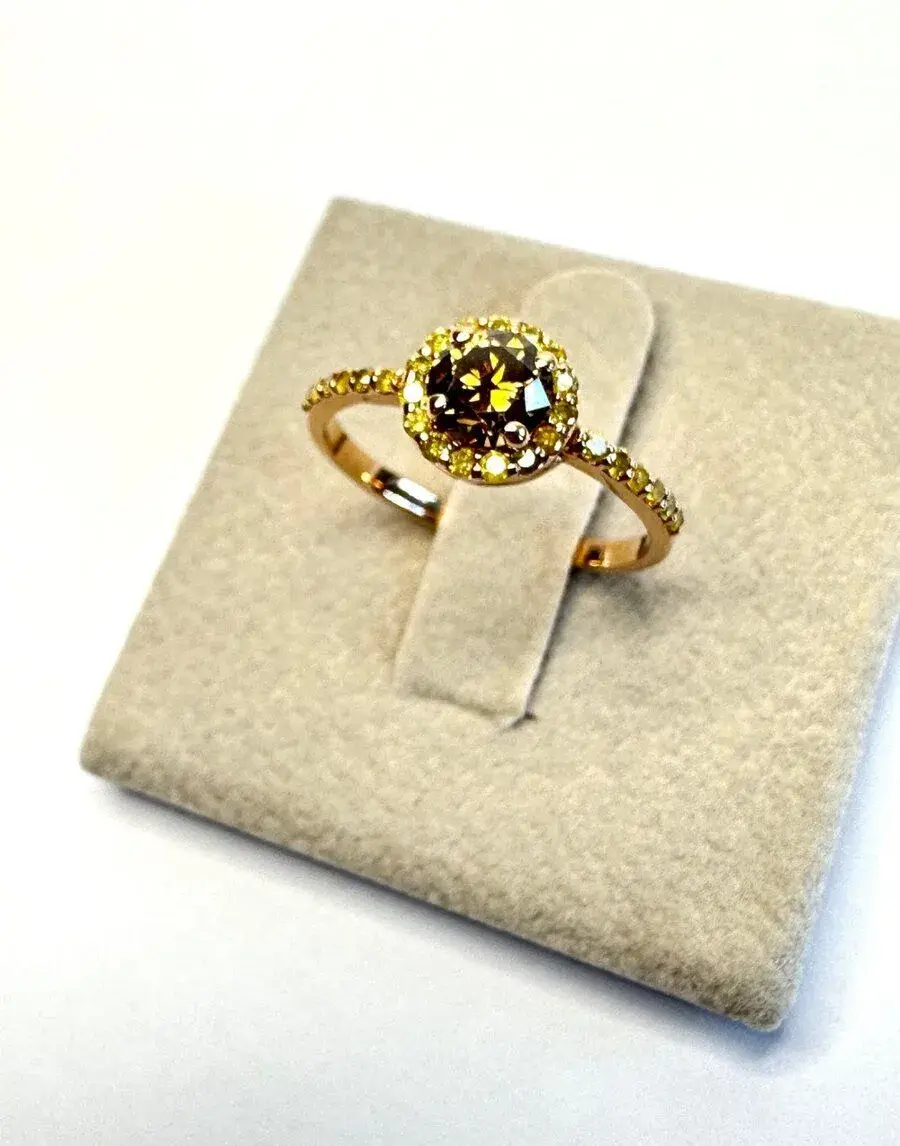 Prsteň z ružového 14ct zlata s diamantmi 1,11ct