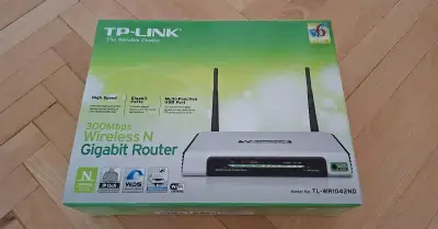 Wi-Fi Router TP-Link TL-WR1042ND