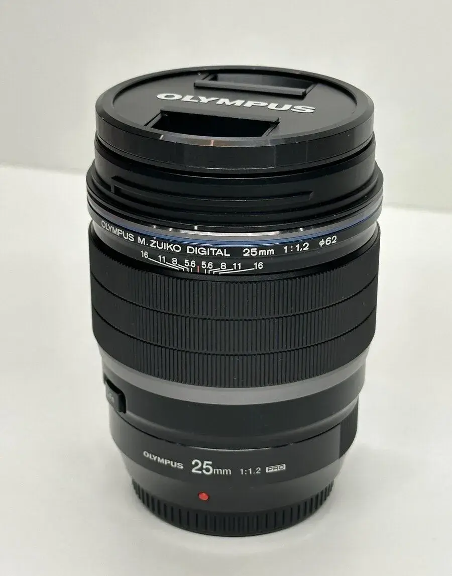 Olympus M. Zuiko Digital 25mm f1.2 Pro