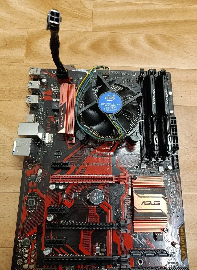 ASUS EX-B250-V7 + Intel i5-6500 + 8 GB DDR4 RAM