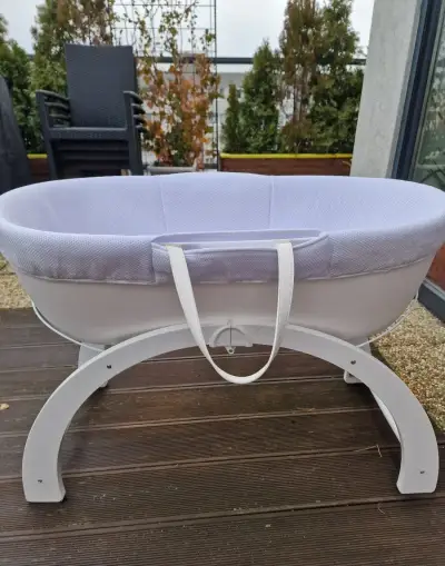 Shnuggle Dreami prvá postieľka