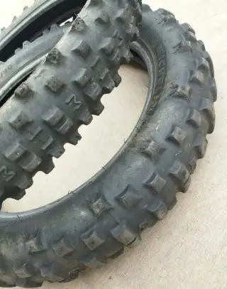 MICHELIN 90/90 R21 a 140/80 R18