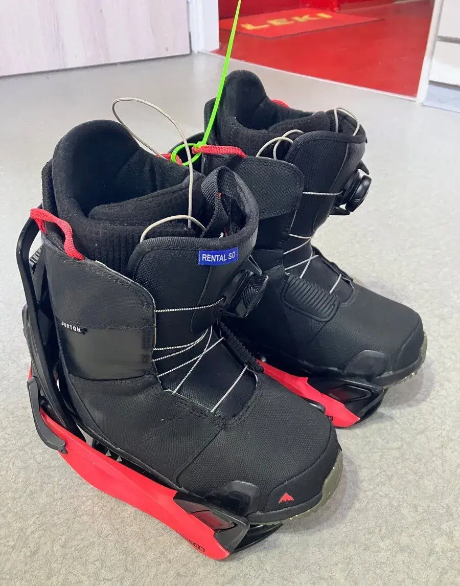 Burton Step On / Viazanie s topánkami veľkosť 38