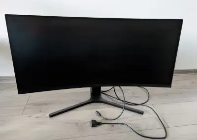Xiaomi Curved Gaming Monitor 34" (UWQHD, 144Hz) – 100% stav