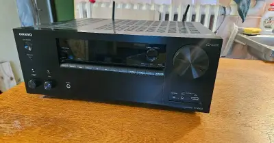 Onkyo reciver TX -NR656
