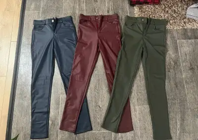 3x koženkové nohavice