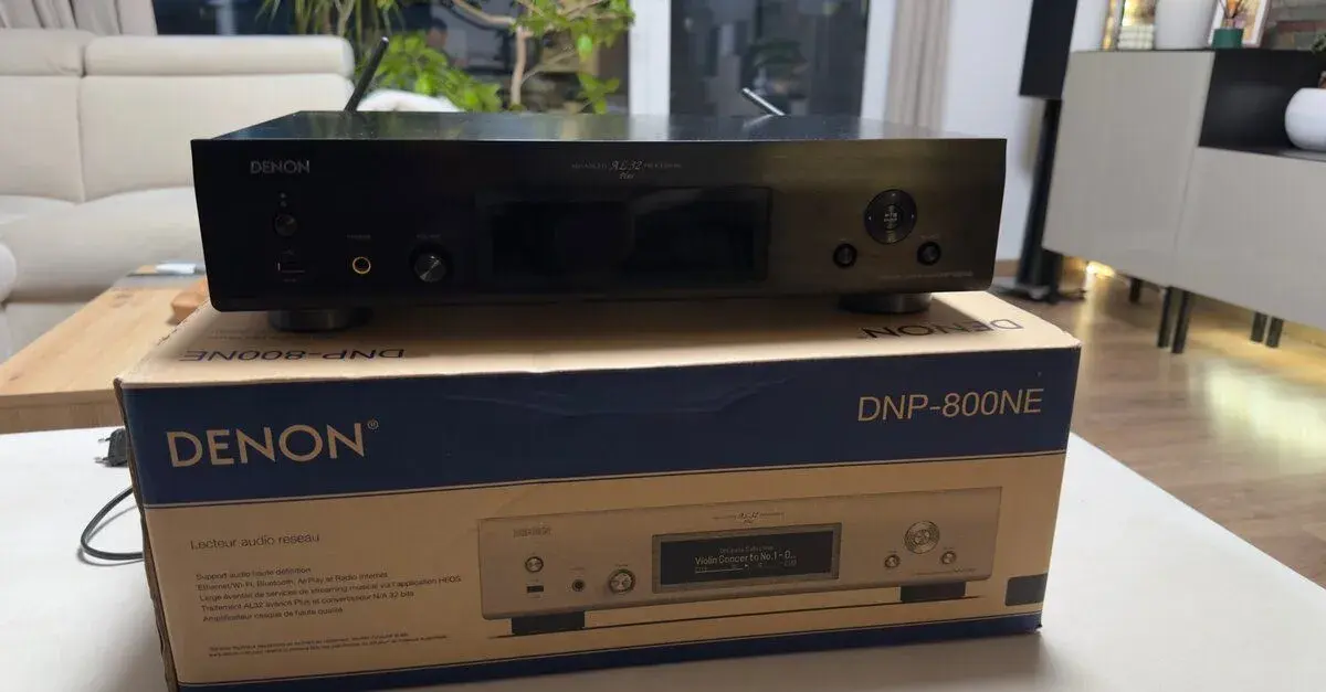 Denon DNP-800NE veľmi pekný stav / bez poškodenia