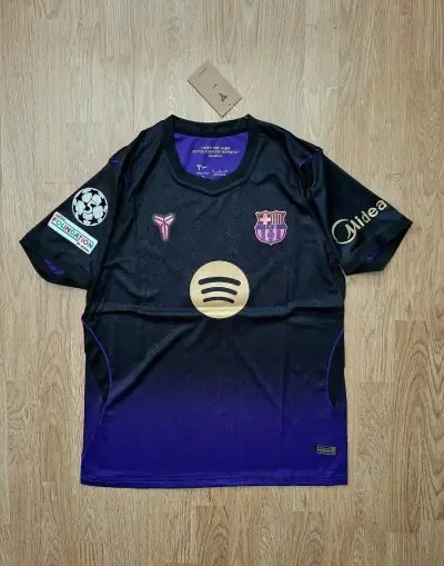 Barcelona 26/27 Away