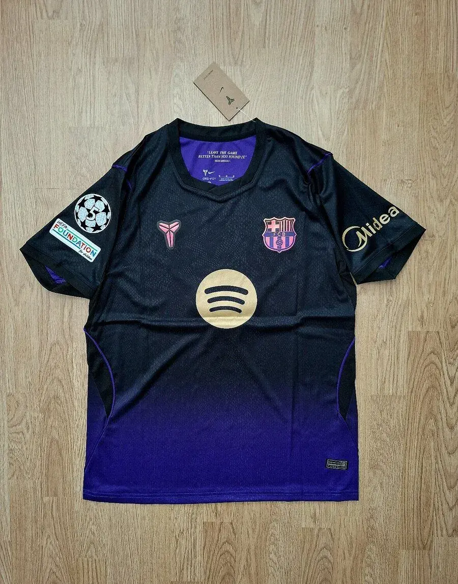 Barcelona 26/27 Away