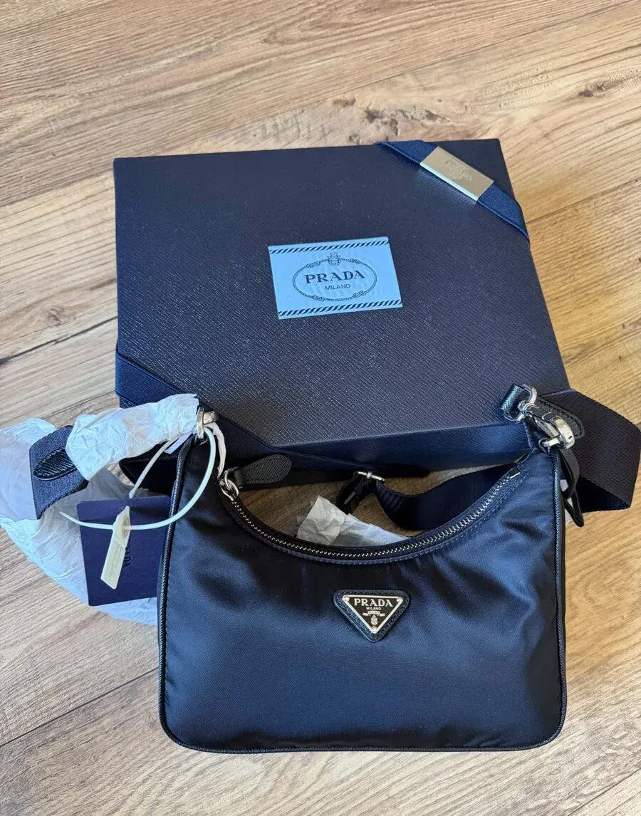 PRADA Re-Edition 2005 Re-Nylon bag