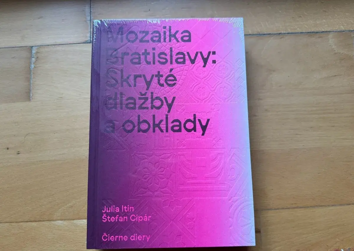 Čierne diery: Mozaiky Bratislavy