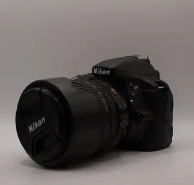 Nikon D3300 s objektívom Nikkor 18-105mm