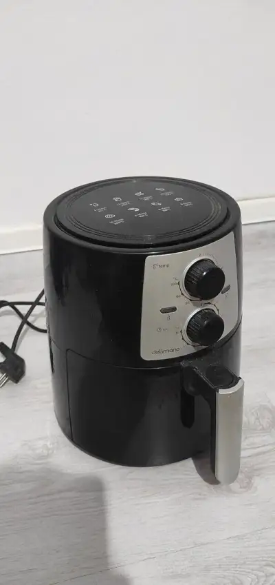 Teplovzdušná fritéza