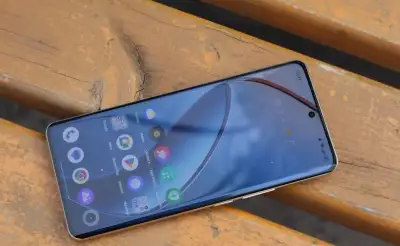Smartfón Realme 12 Pro+ 5G (12GB RAM, 512GB ROM), béžová