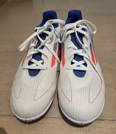futbalové halovky Adidas - výborný stav