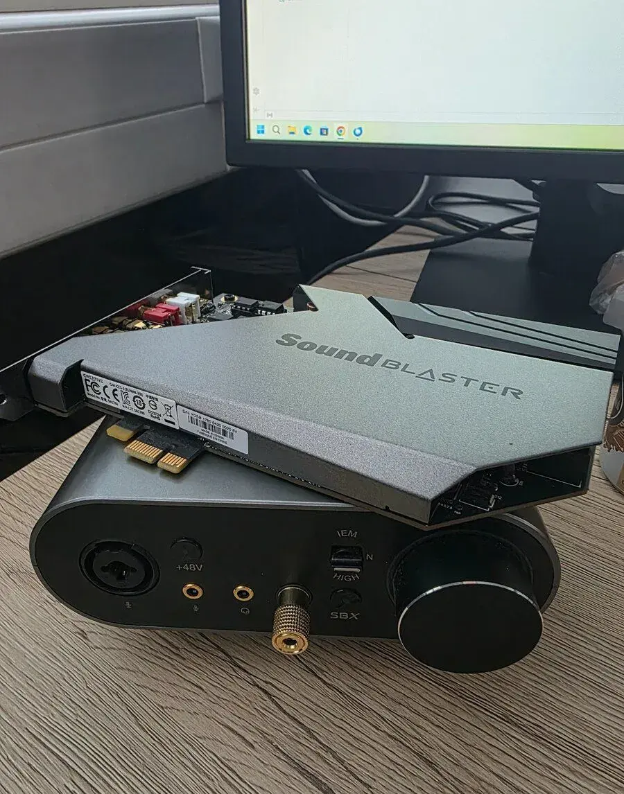 Creative sound blaster AE-9