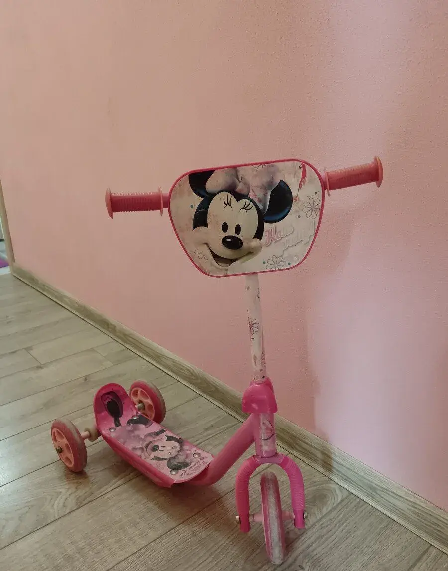Detská kolobežka Myšky Minnie Mondo Toys