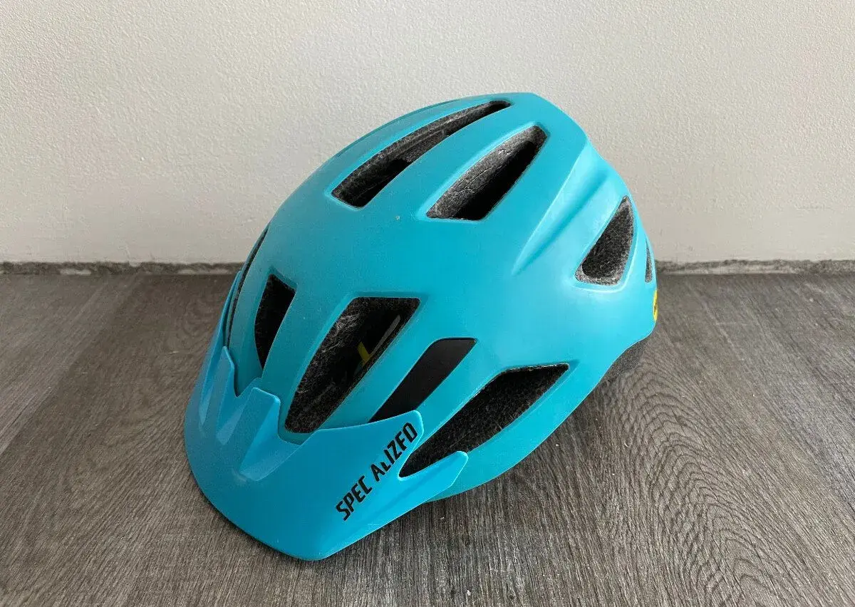 Detskú cyklistickú prilbu Specialized 50-55cm