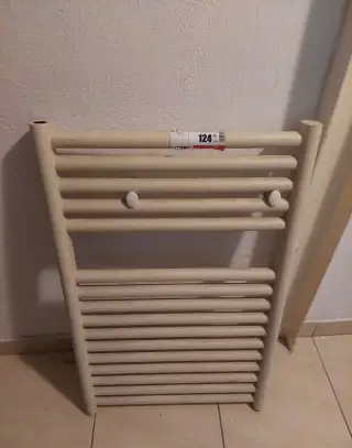 Nástenný radiator