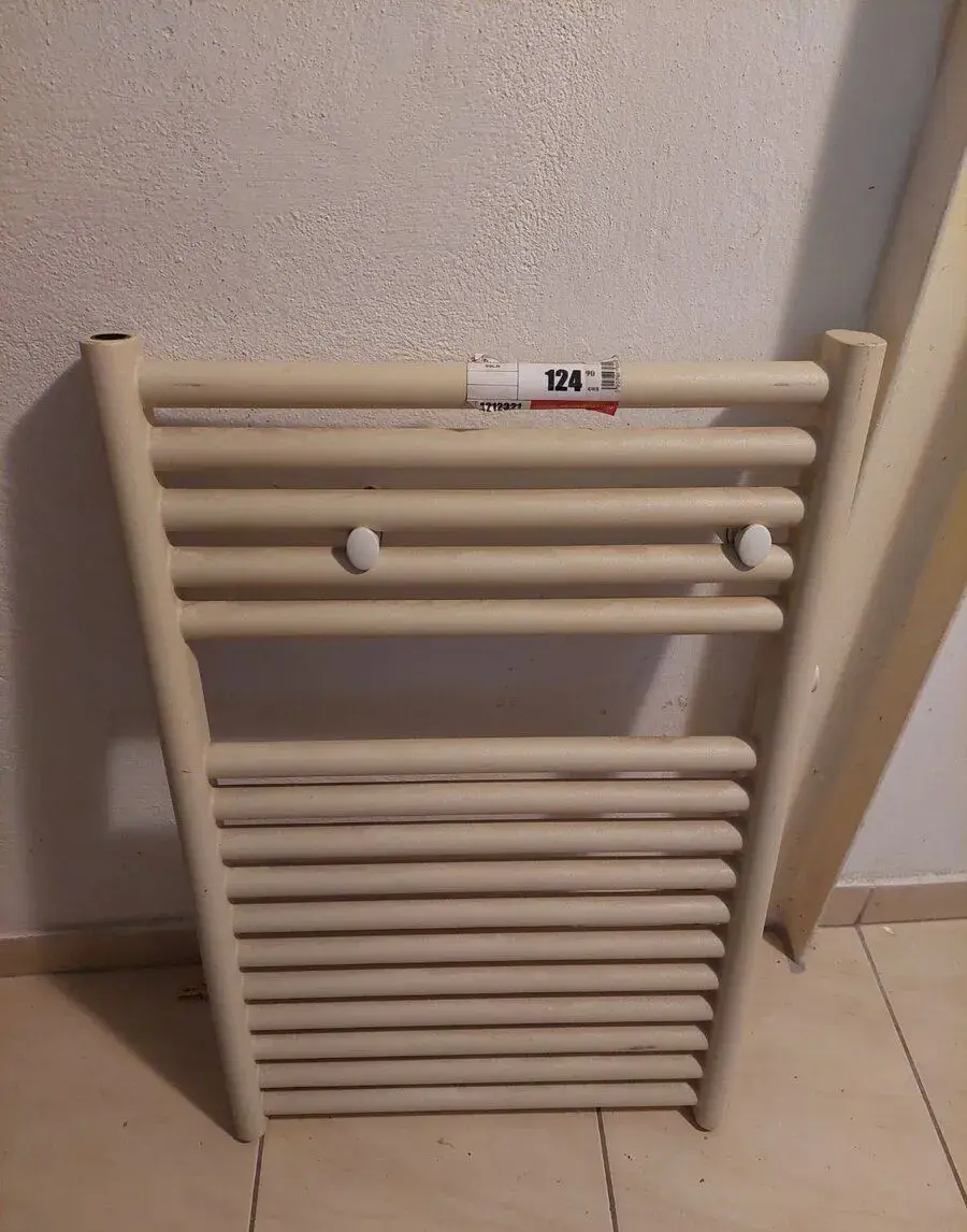 Nástenný radiator