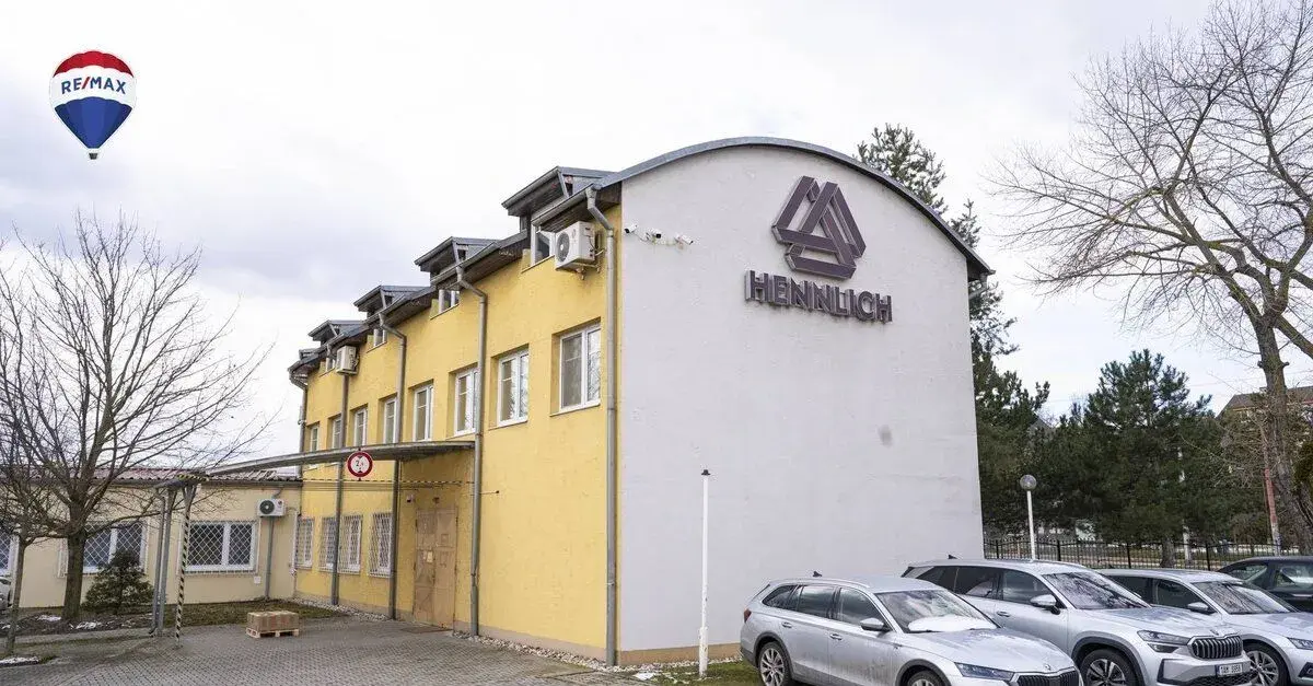 REMAX Ponúka na prenájom nebytový objekt s kancelársko / pre