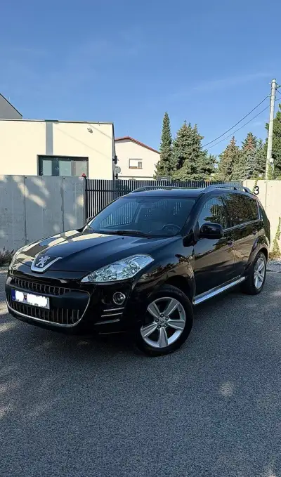 Peugeot 4007 – 2011