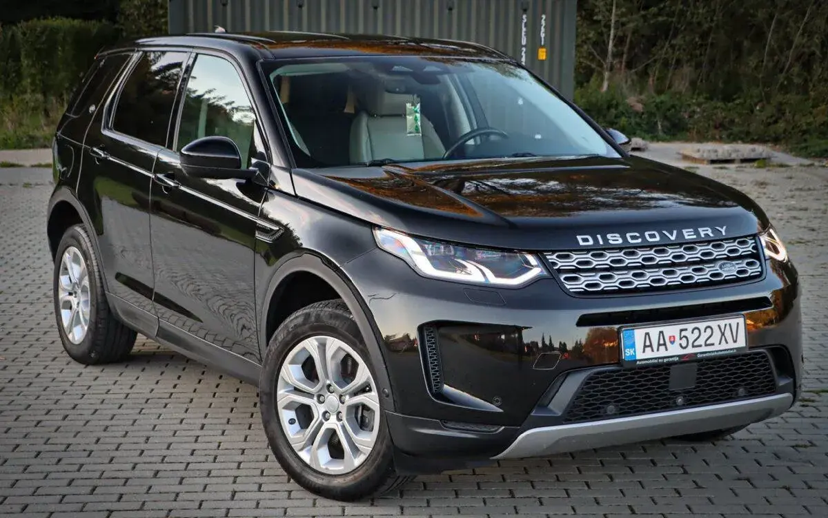 Land Rover Discovery – 2021, 90 000 km
