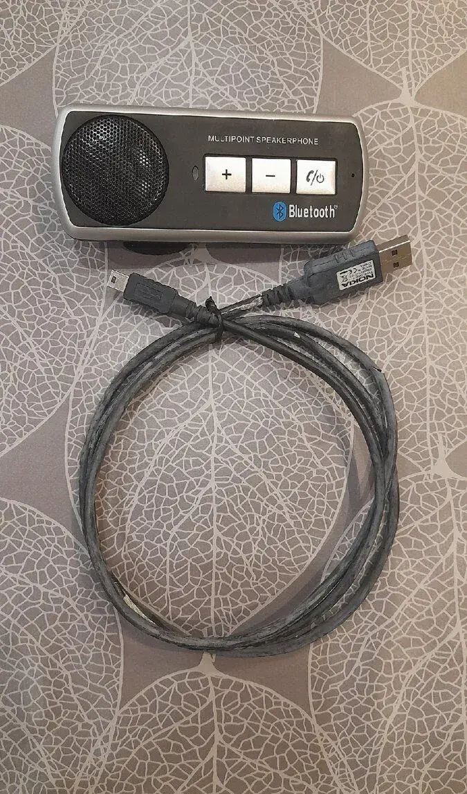 Hands free blutooth