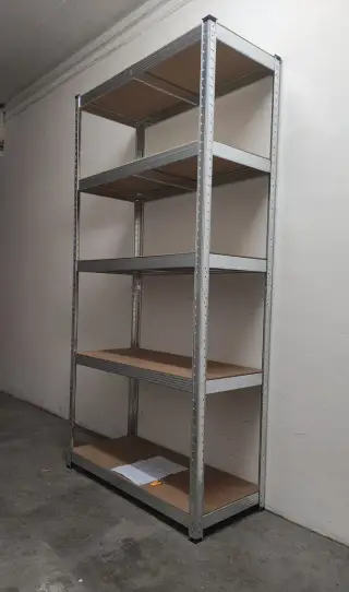 Zadarmo zanesiem kvalitné regále 180x90x40cm, 175kg/polica