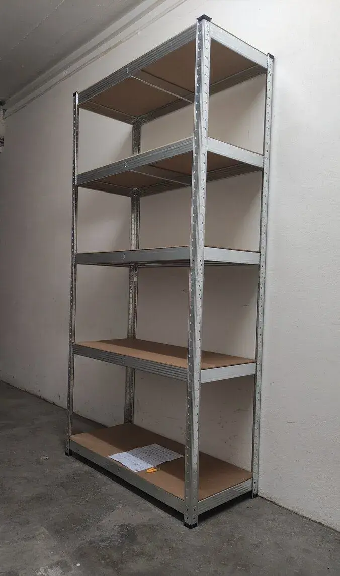 Zadarmo zanesiem kvalitné regále 180x90x40cm, 175kg/polica
