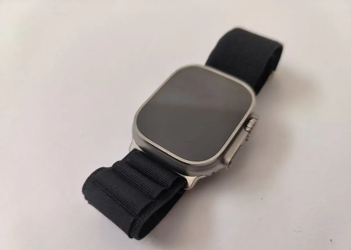 Apple Watch Ultra 2 49mm / Batéria 90%