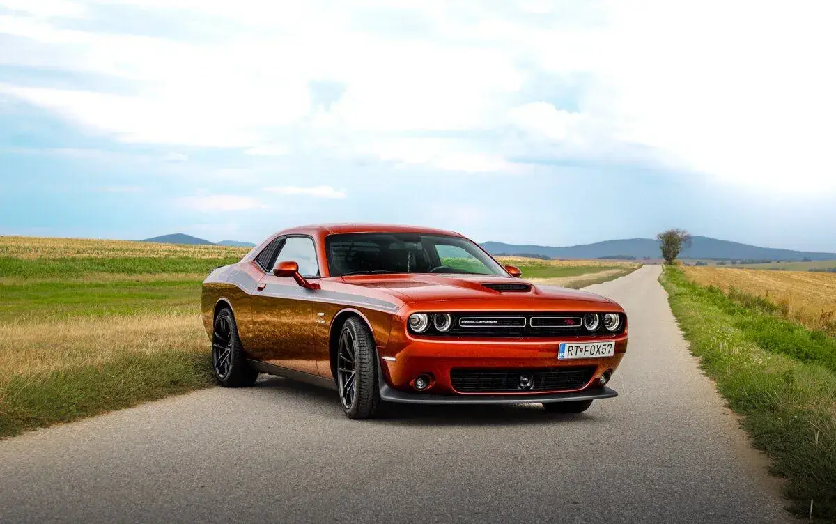 Dodge Challenger – 2022, 30 500 km