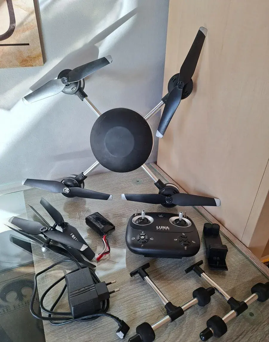 Forever drone Luna DR-400